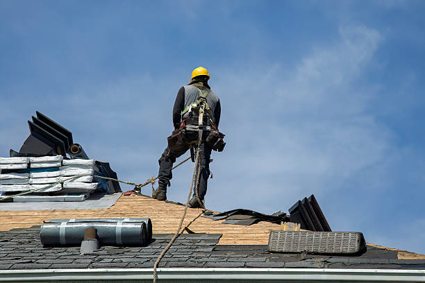 Professional Gutter Installation technician working in Mitchellville, MD